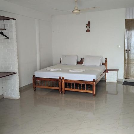 Nebo Hotel Varkala Bagian luar foto