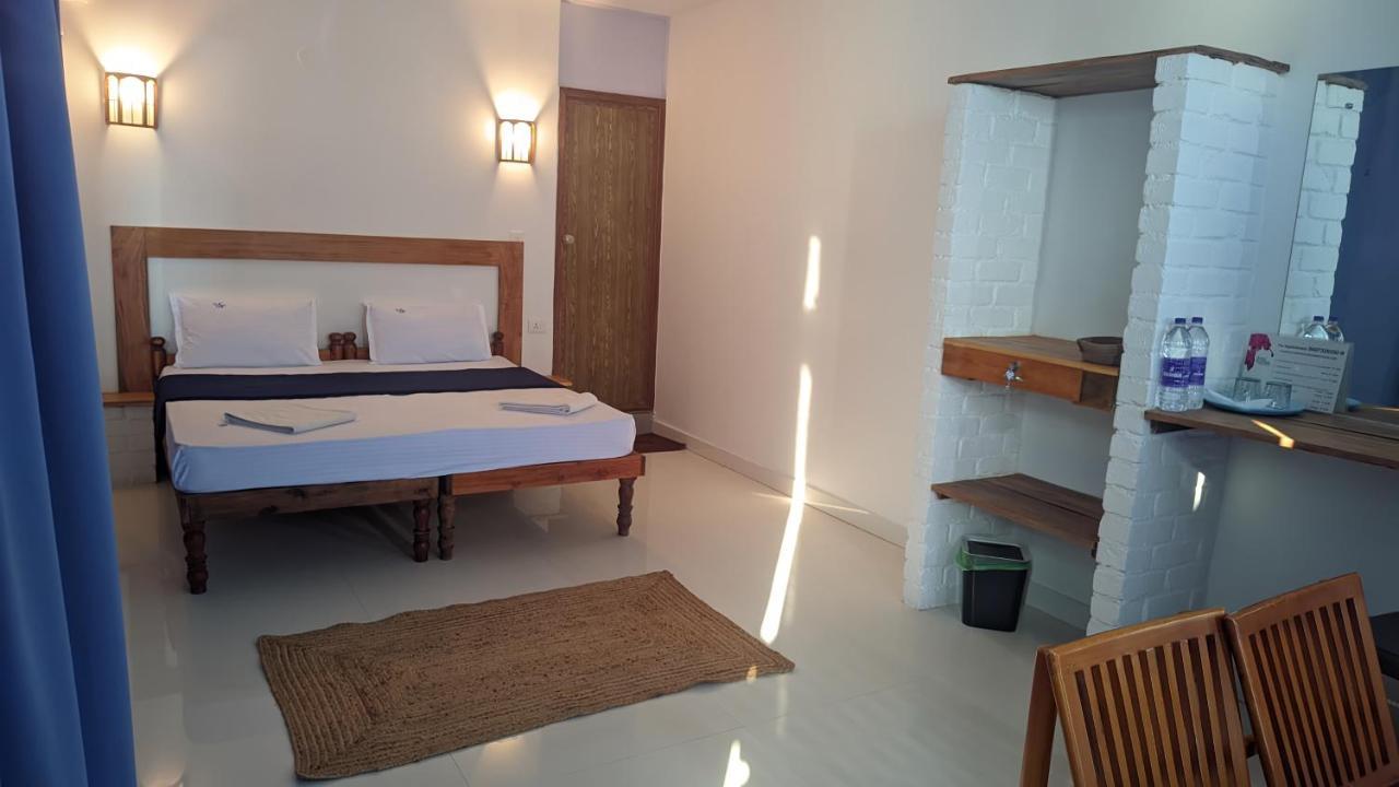 Nebo Hotel Varkala Bagian luar foto