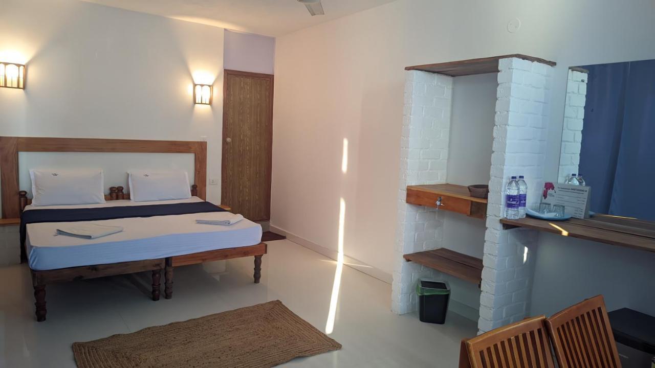 Nebo Hotel Varkala Bagian luar foto