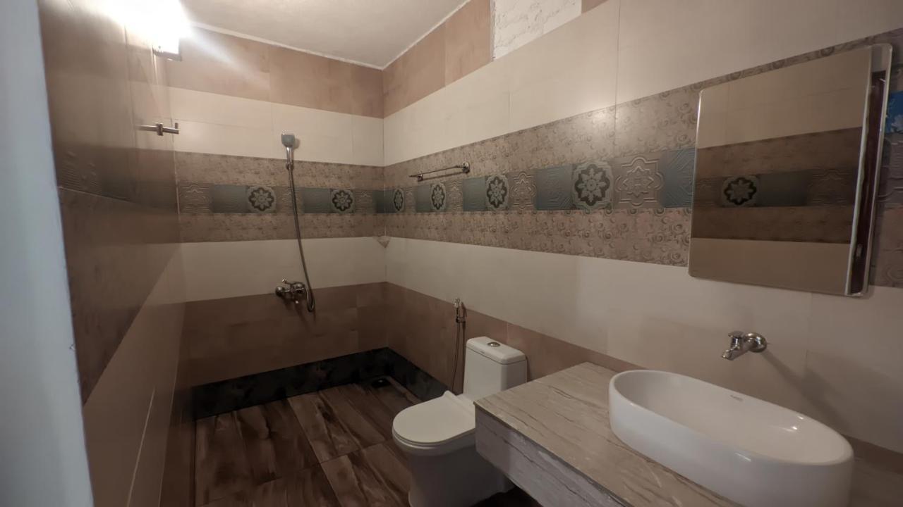 Nebo Hotel Varkala Bagian luar foto